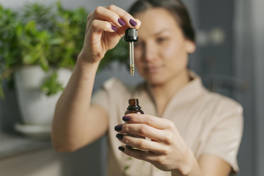 Best Essential Oil Substitutions - Cliganic