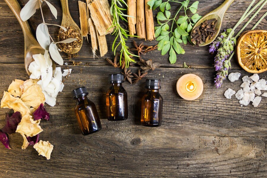 Discovering Balance: How Essential Oils Can Enhance Grounding Practices - Cliganic